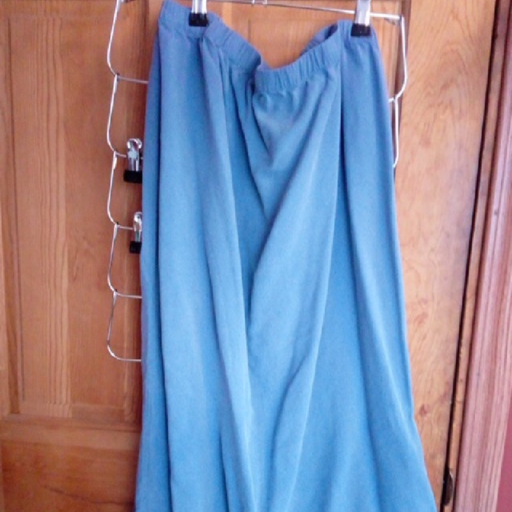 Orvis Women's Blue Maxi Skirt